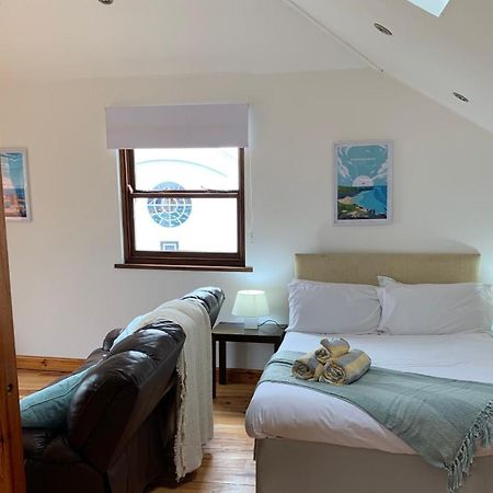 Penthouse 3 - Spacious Harbourside Apartment With Stunning Sea Views Penzance Esterno foto